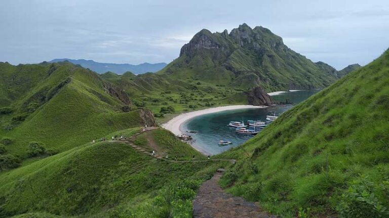 labuan bajo 768x432