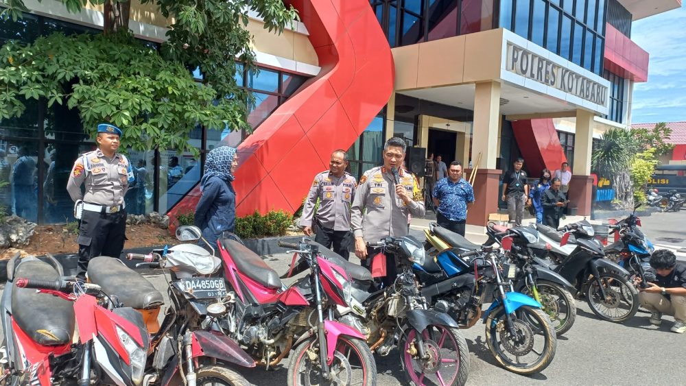 barbuk sepeda motor